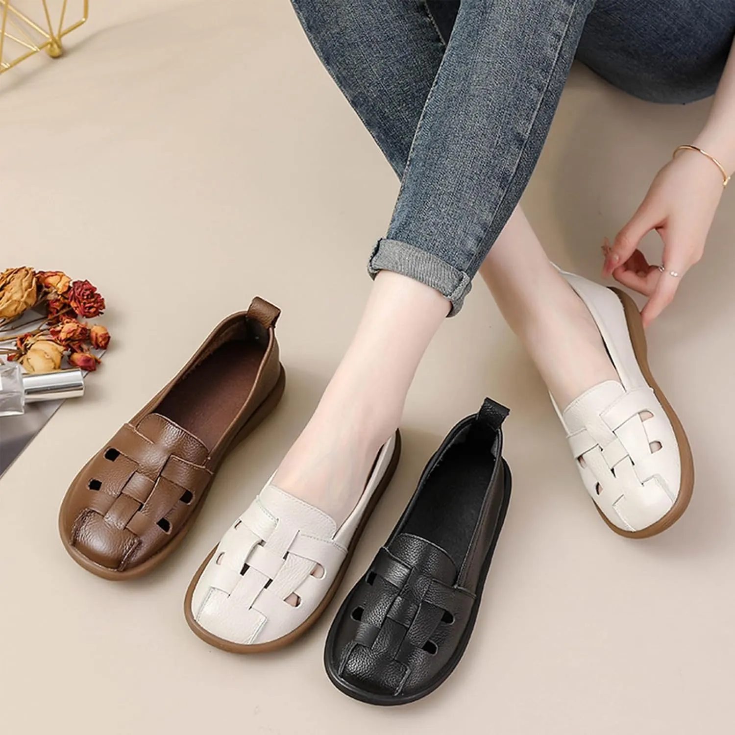 Aceptolcom Women's Casual Loafers Cute Slip On Comfort Walking Flats Leather Driving Moccasins Fashion Closed Toe Boat Shoes