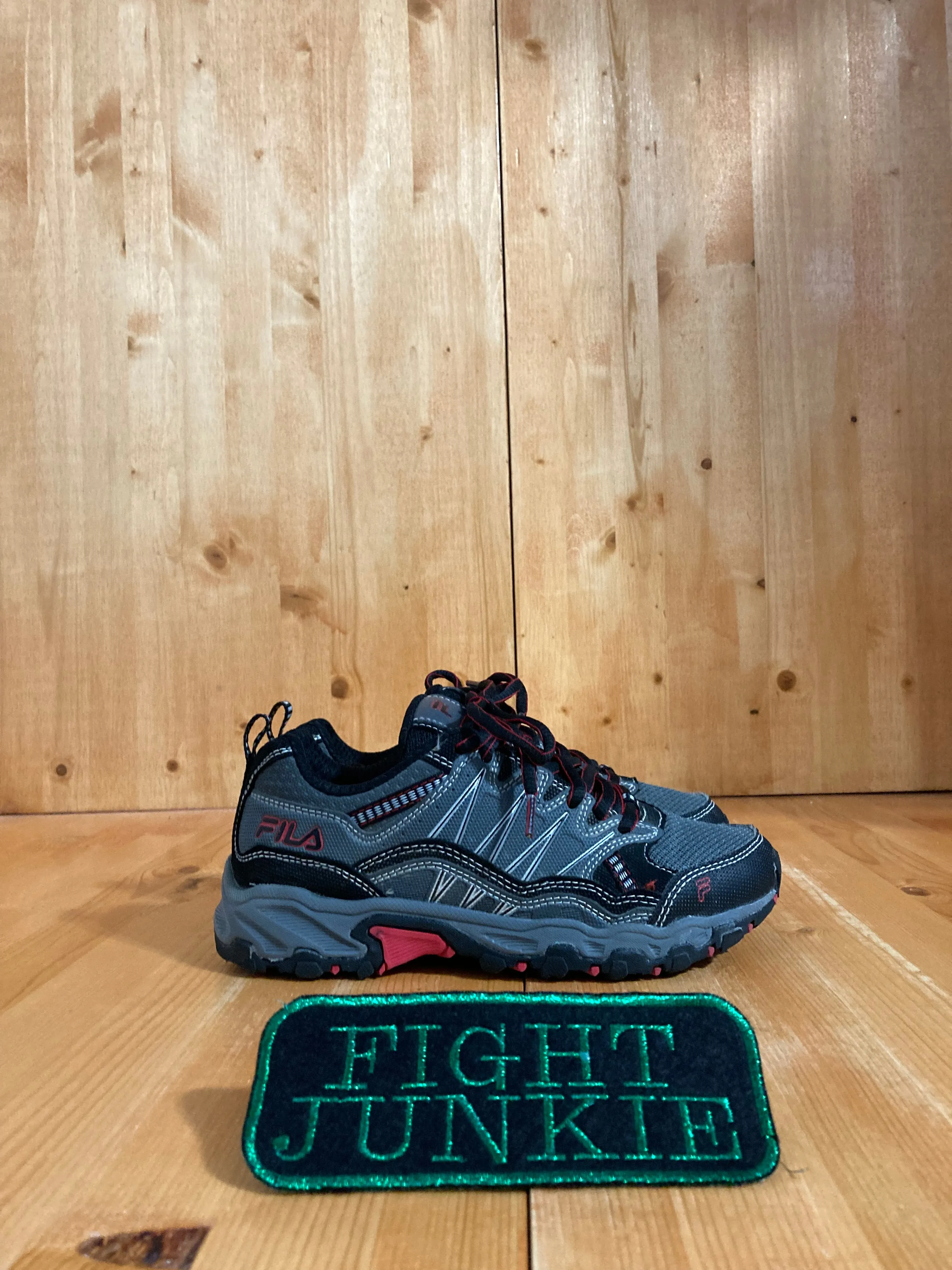 FILA AT PEAKE 21 Youth Size 3Y Trail Shoes Sneakers Gray & Black 3JM00233-053