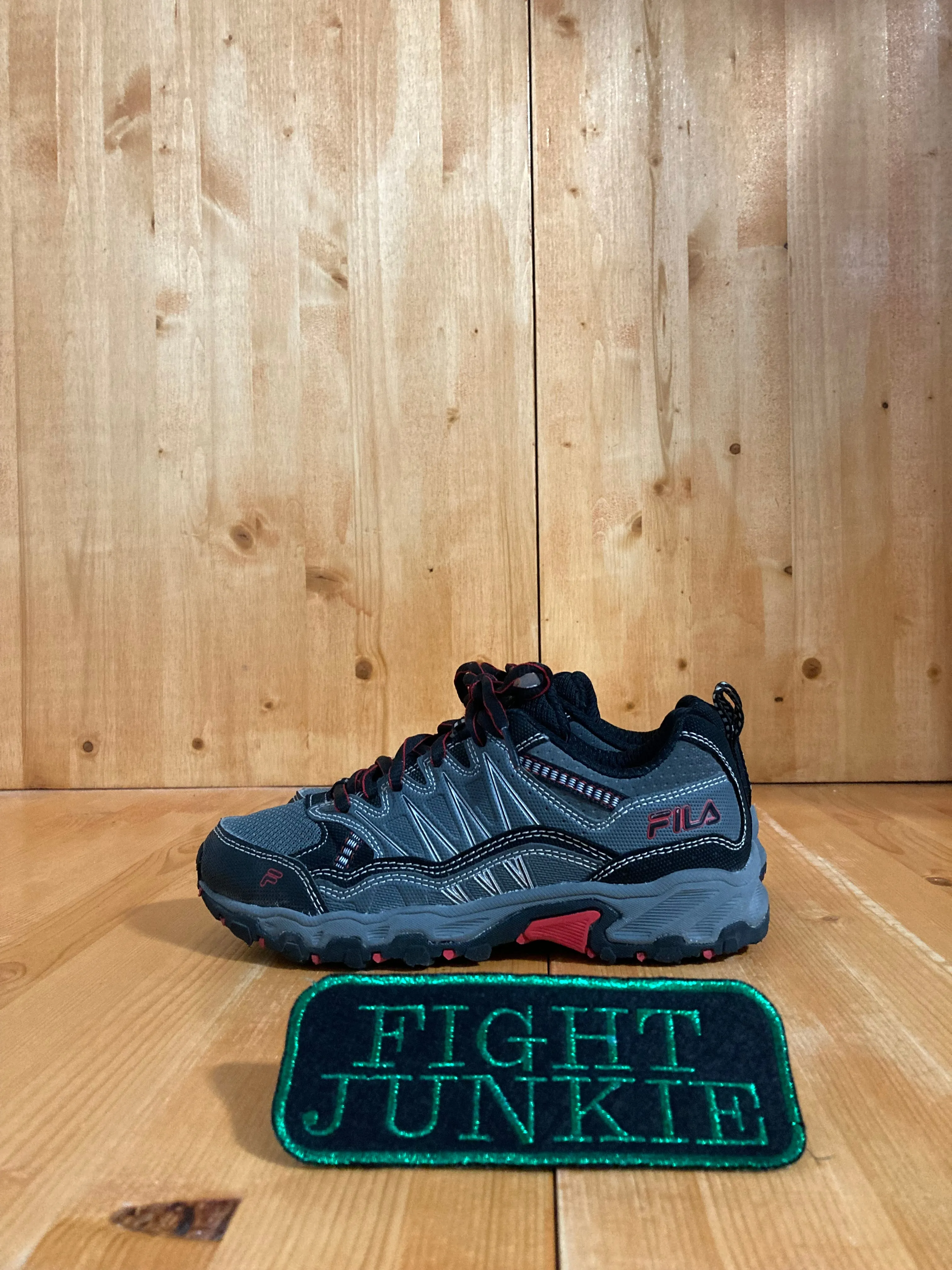 FILA AT PEAKE 21 Youth Size 3Y Trail Shoes Sneakers Gray & Black 3JM00233-053