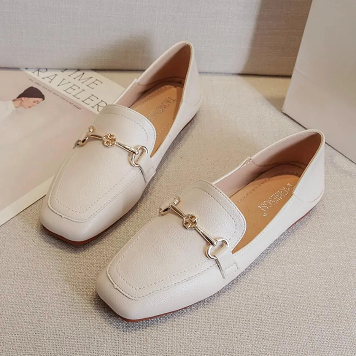 JOEupin Women's Penny Loafers Comfort Slip On Casual Flat Shoes Classic Walking Business Office Shoes