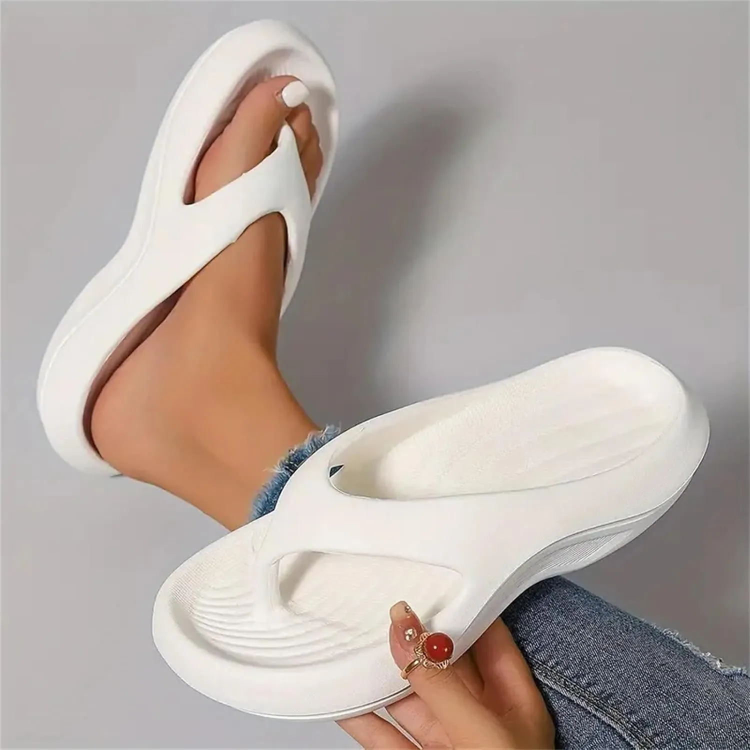 Orthopedic Flip Flops for Women Pressure Relief EVA Sandals Everywear Ara Thong Sandal Arch Support Recovery Sandals Soft Summer Beach Shoes Comfortable Pillow Shoe
